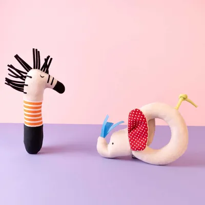 Zebra Zottel & Elefant Knisterohr – Rasseln zum Greifen, ab Geburt
